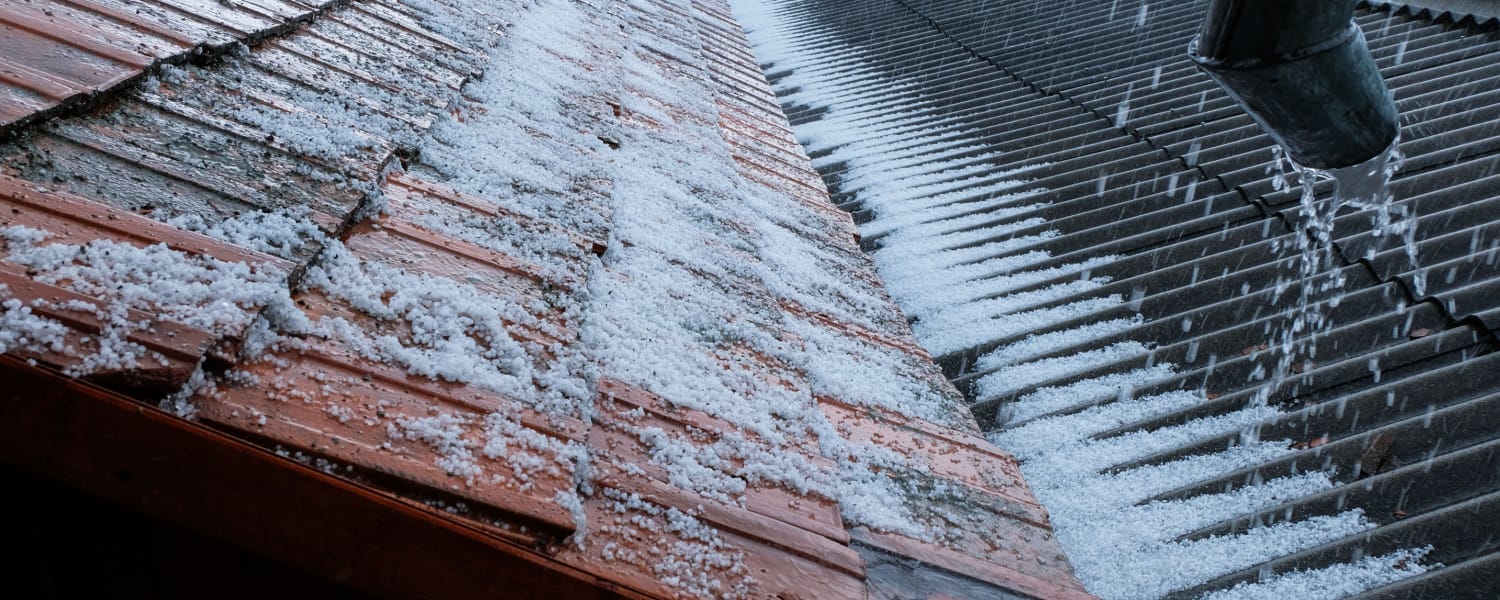 Large-Scale Hail Damage Claims Elgin, IL